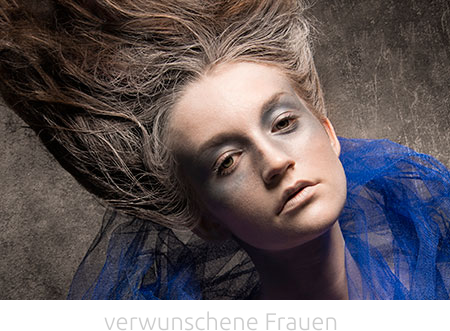 verwunschene Frauen /gallery HaPe Muff