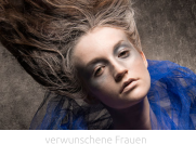 verwunschene Frauen /gallery HaPe Muff