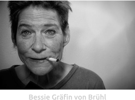 Bessie Bruehl /gallery HaPe Muff